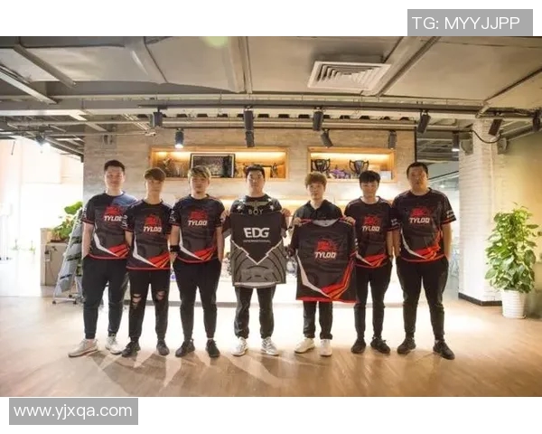 CSGO战术解析:深入剖析EDG团队的包夹策略与执行细节 CSGO战术解析:深入剖析EDG团队的包夹策略与执行细节